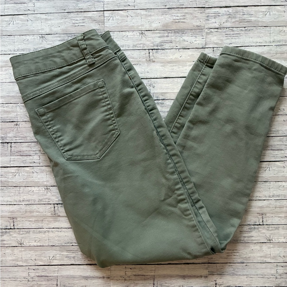 d. jeans Women's Skinny Jeans in Olive